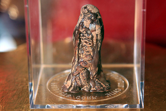 via forum.santabanta.com