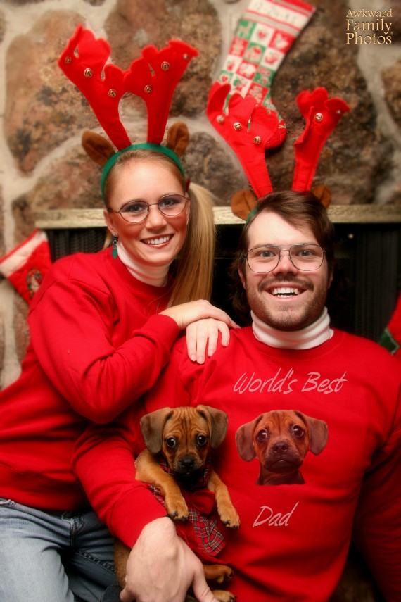 via awkwardfamilyphotos.com