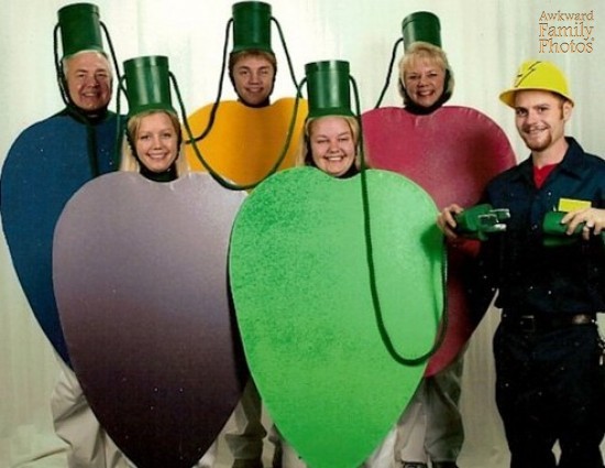 via awkwardfamilyphotos.com