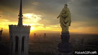 Aderly-ONLYLYON, YouTube / makeagif.com