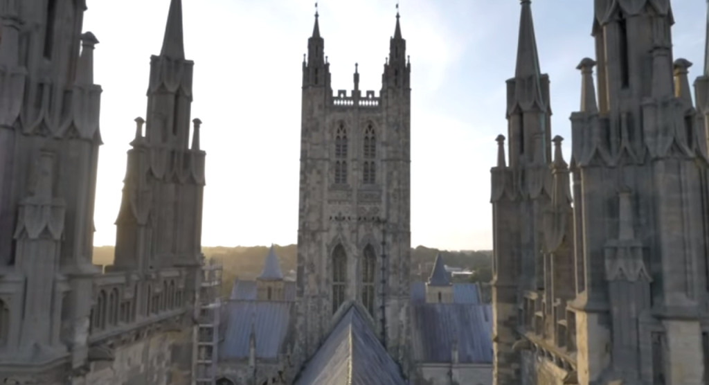 Nina Blueroom / YouTube