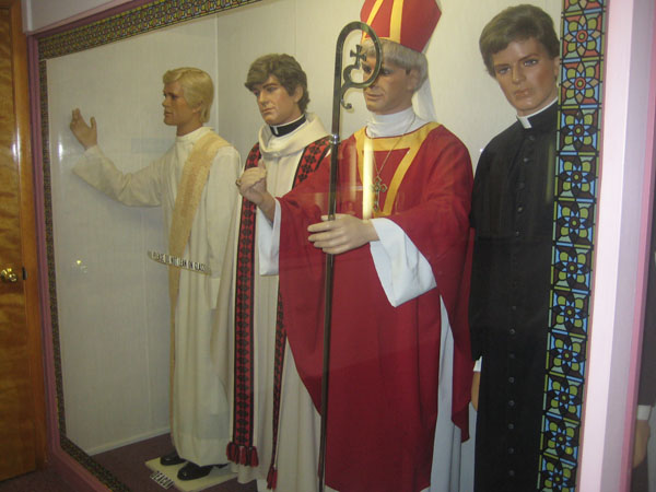 via crossinthewoods.com