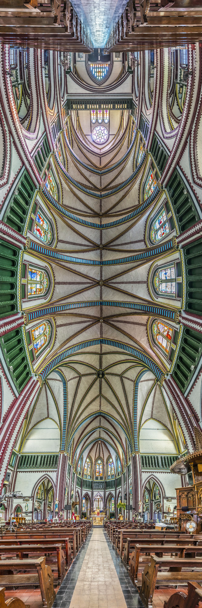 St. Mary's - Yangon, Myanmar / Richard Silver