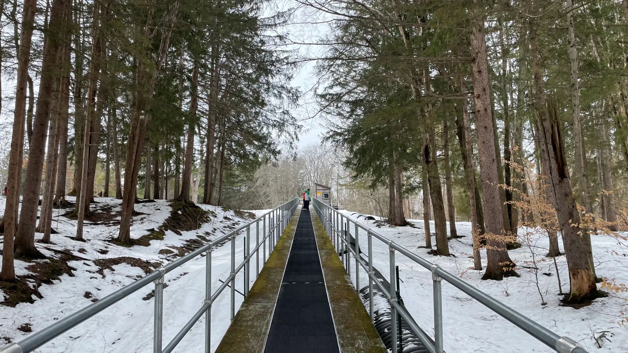 Magic carpet ski surface lift at Emery Park