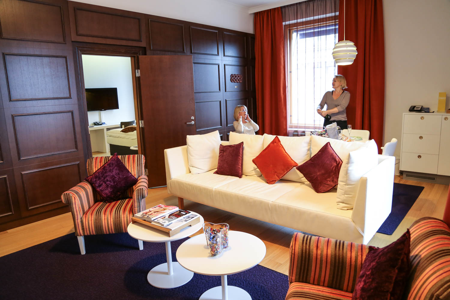 Kannattaako hotellissa maksaa sviitistä?