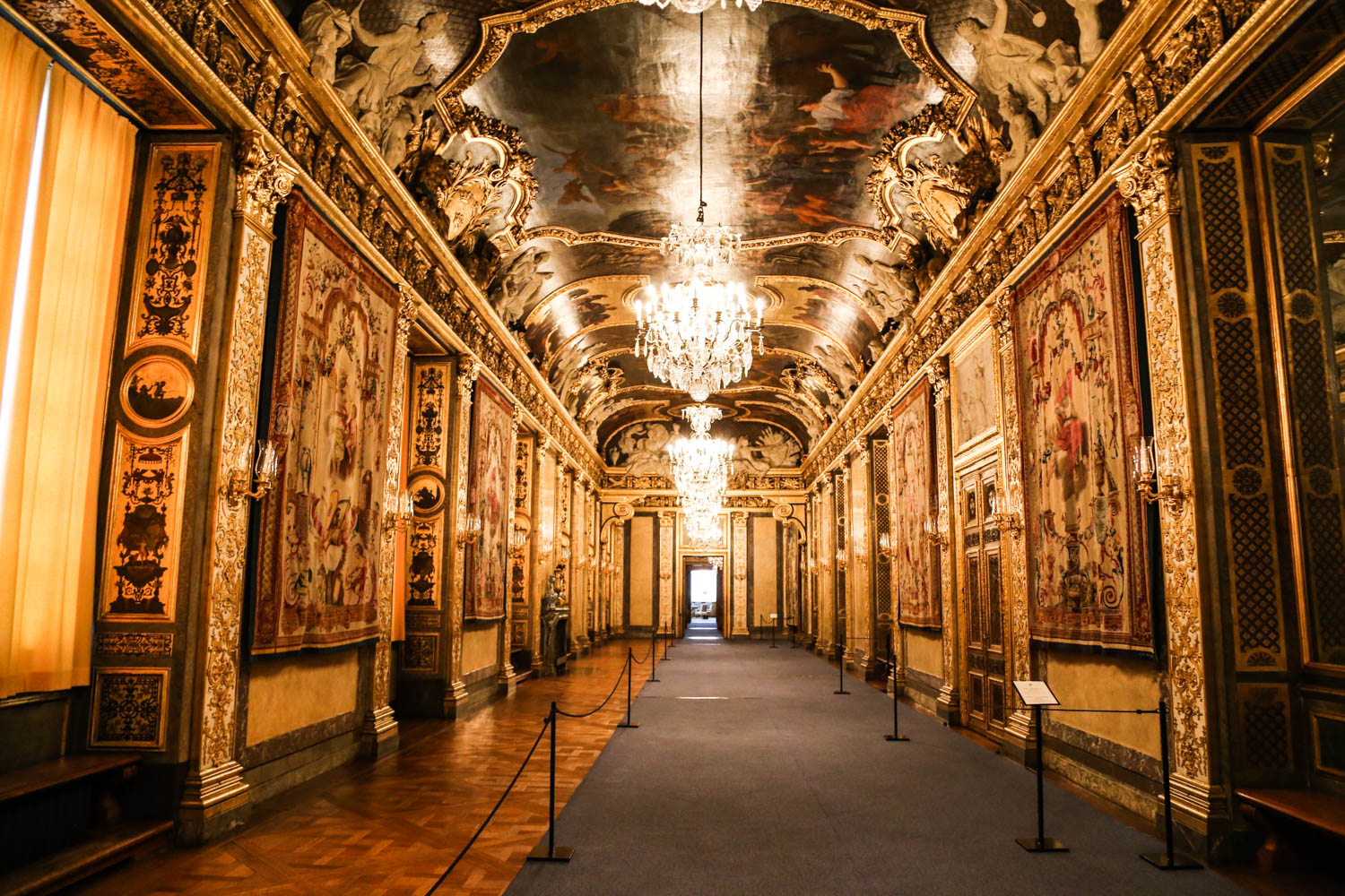 Täällä juhlittiin kuningas Kaarle Kustaan synttäreitä