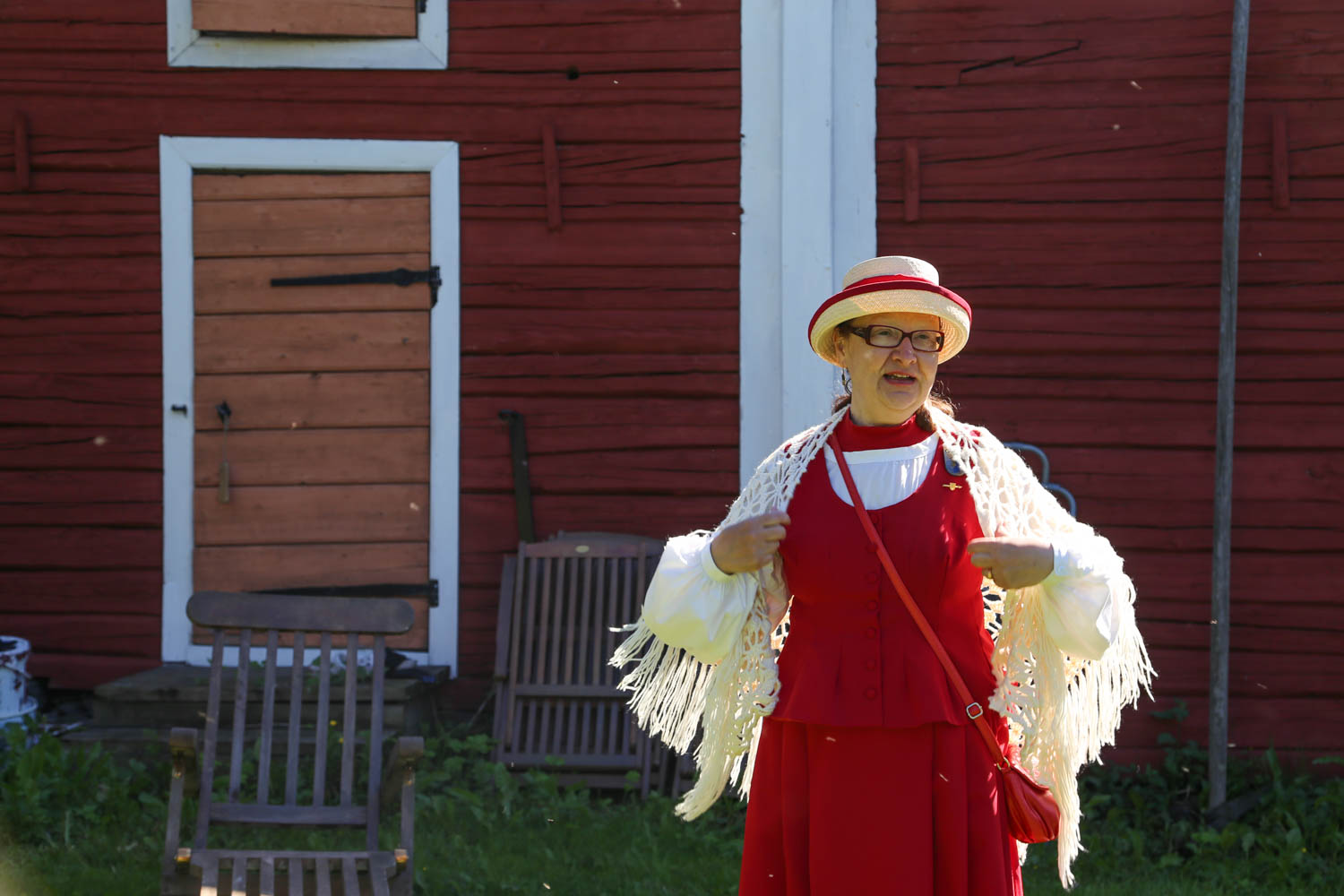 Raahen villit rouvat ja juorupeilit