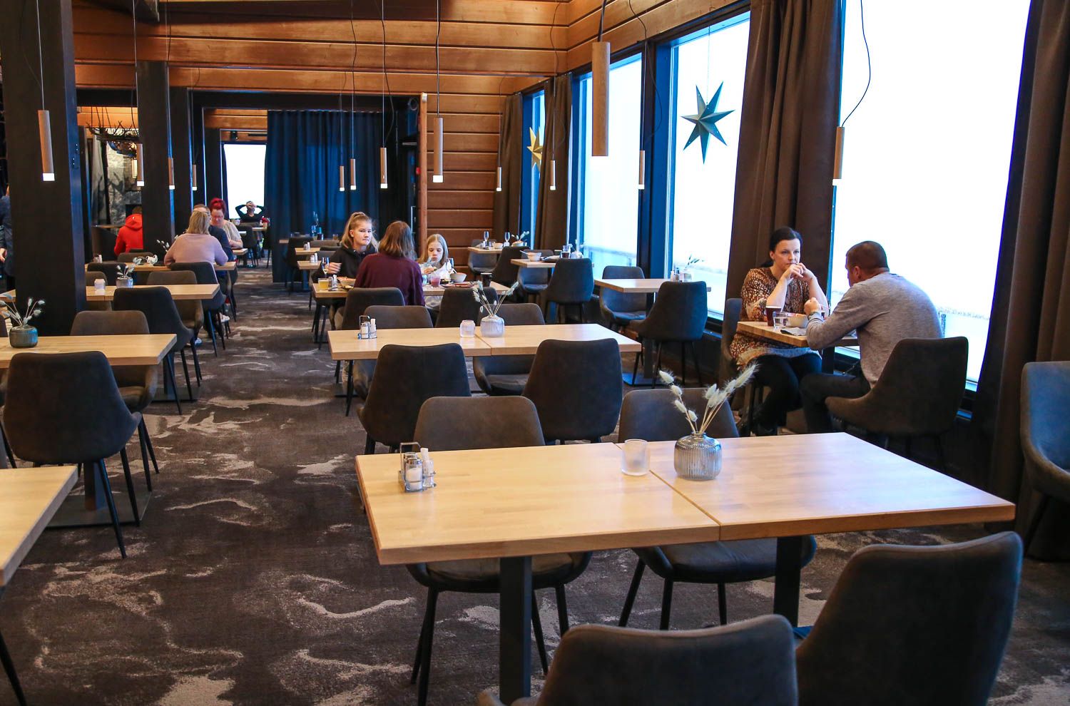 Hilltop ravintola hotelli Iso-Syöte