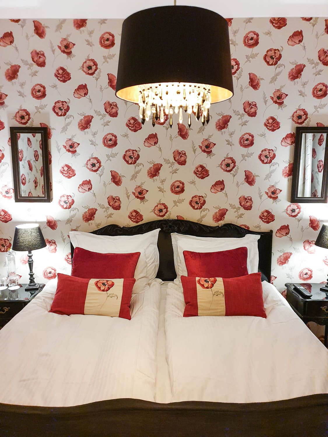 Hotel Pariisin Ville. https://walleni.us/