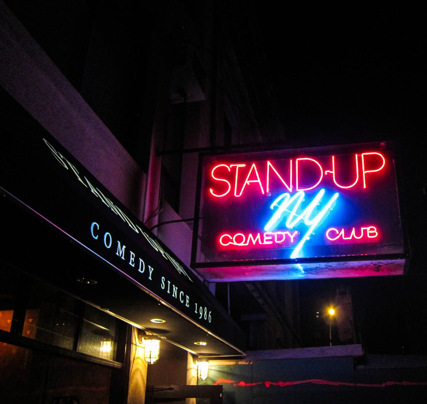 New York stand up: https://walleni.us/