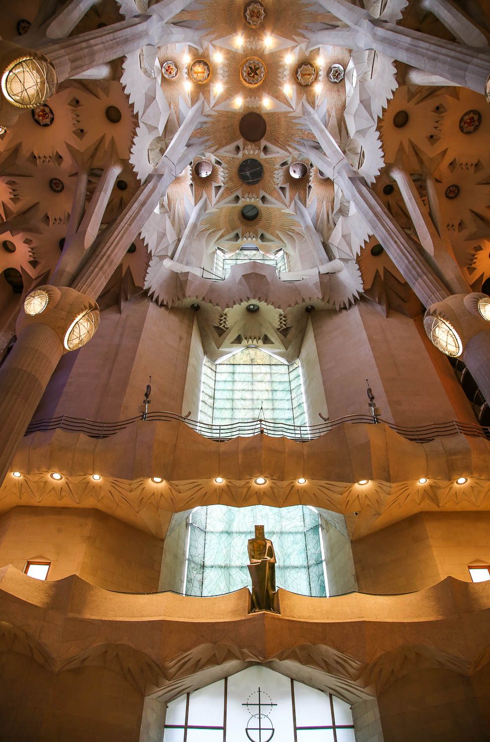 Barcelonan nähtävyydet: https://walleni.us/