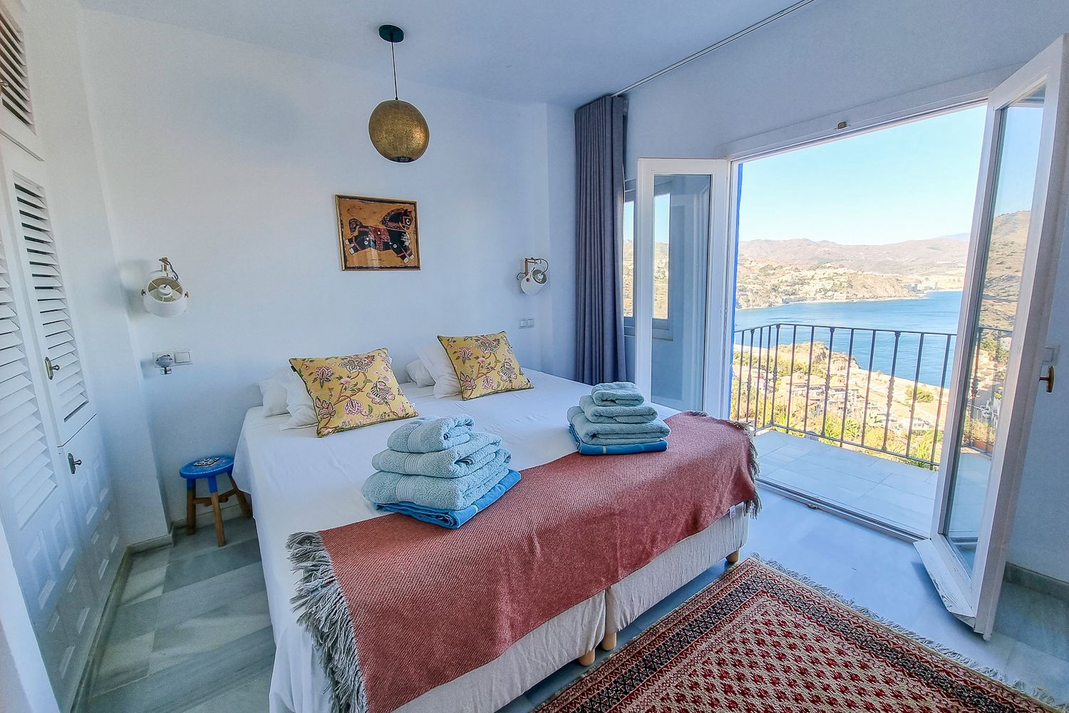 La Herradura: https://walleni.us/ 