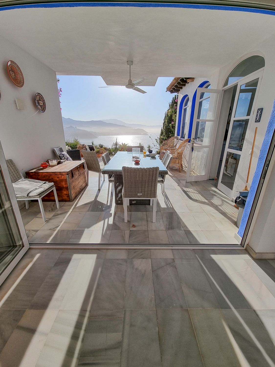 La Herradura: https://walleni.us/