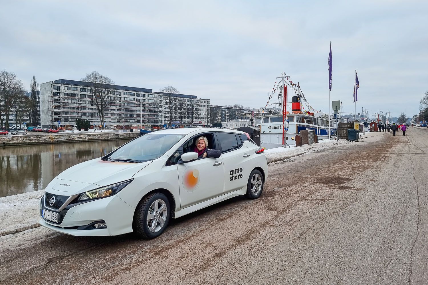 Testissä Aimo Parkin yhteiskäyttöauto – sähköautolla Turkuun