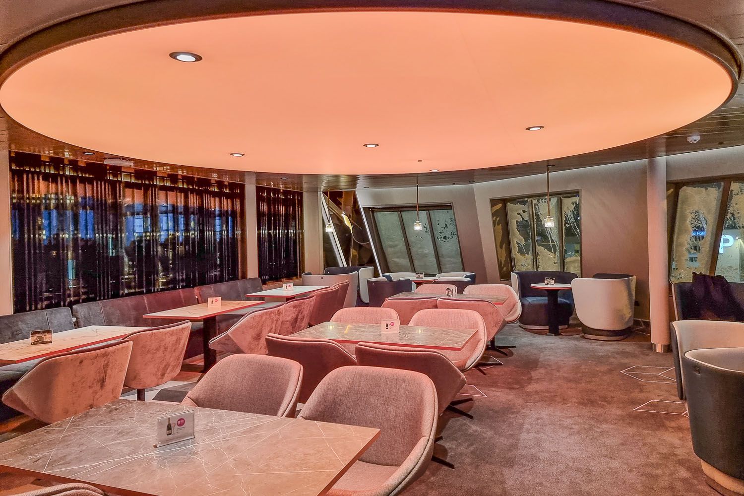 Kuva: Sanna Wallenius. Lue lisää https://walleni.us/