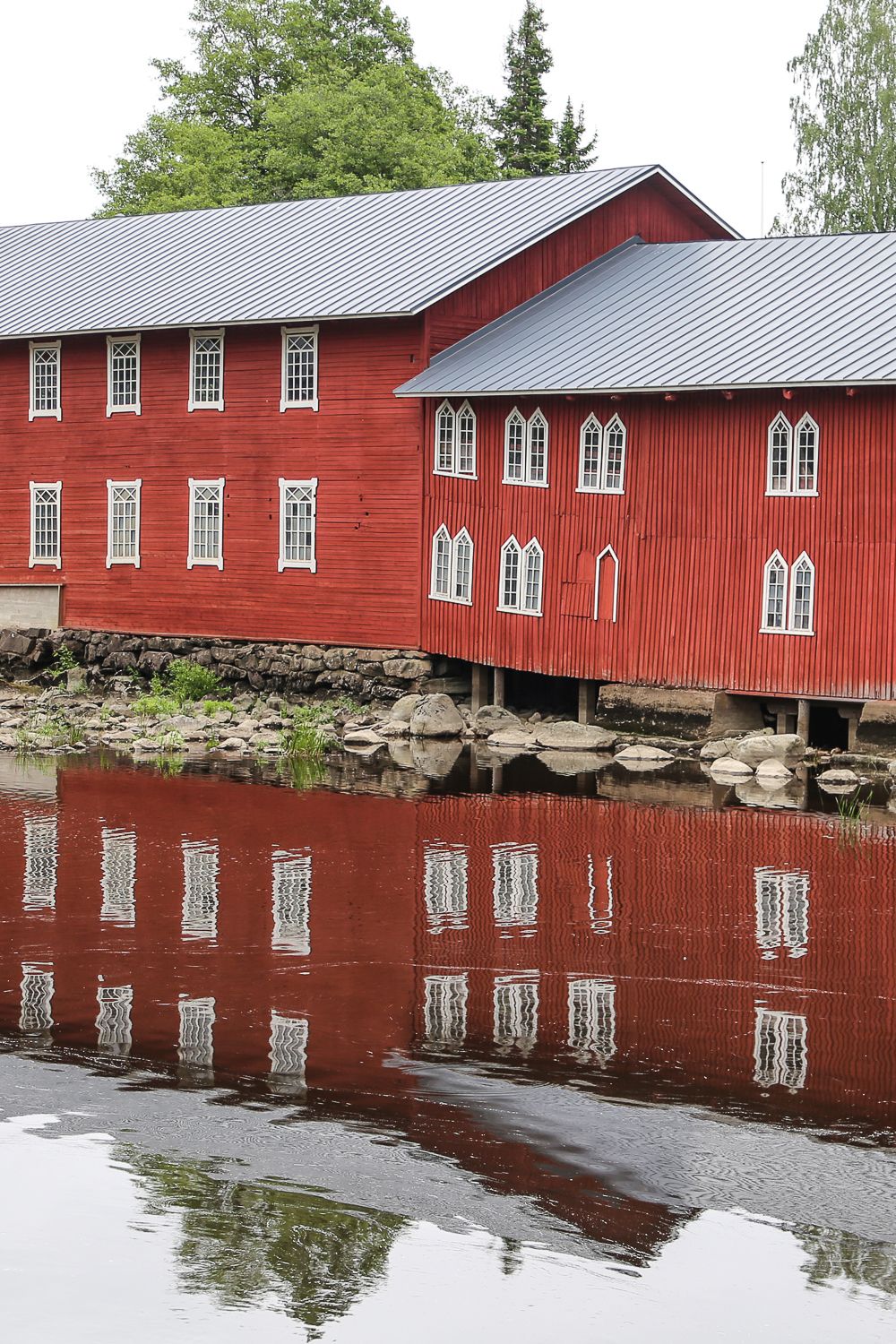 Auta meitä kesälomareitin valinnassa ja voit voittaa hotelliyön