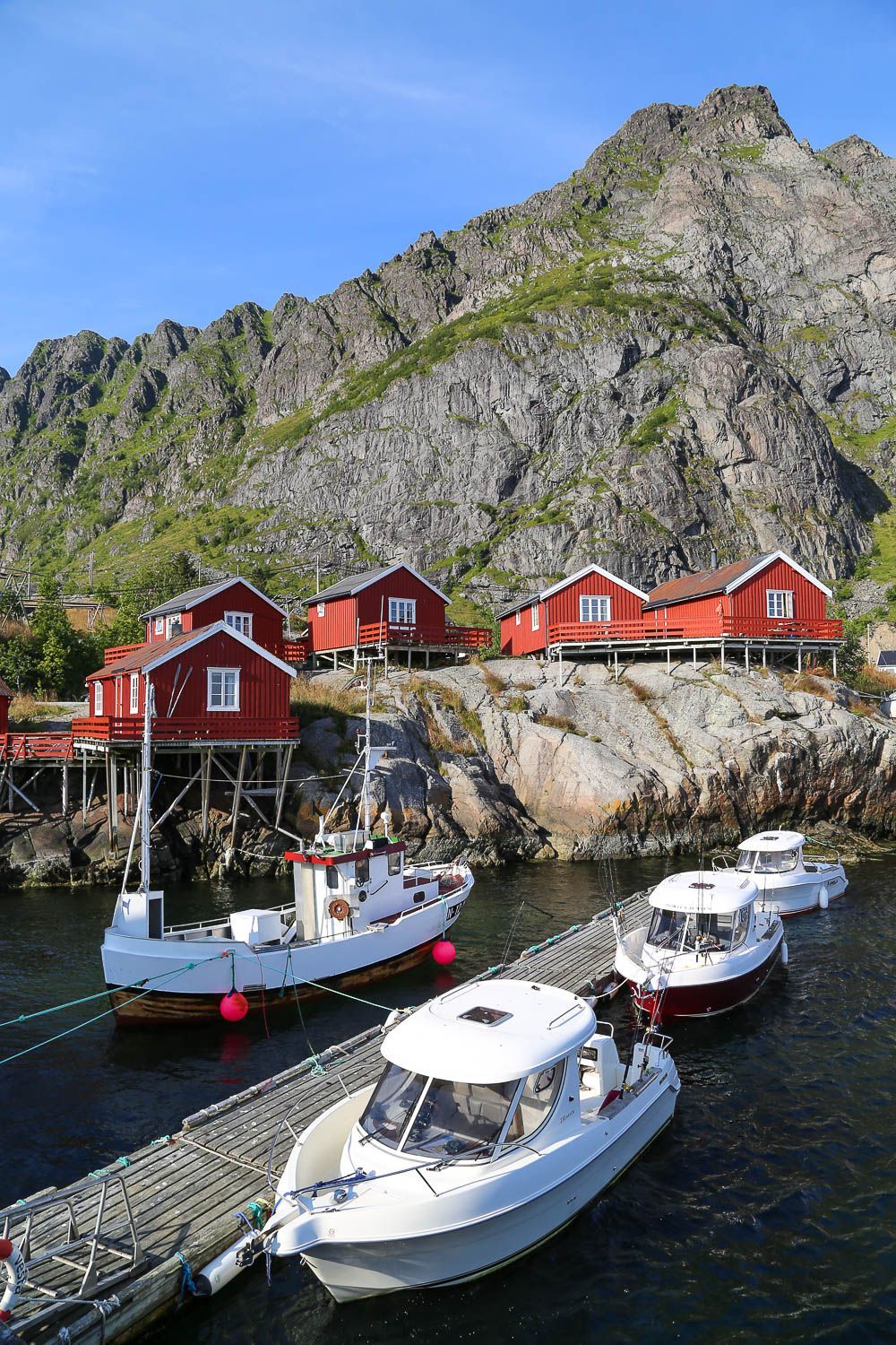 Matkailuautolla Lofooteille – unohtumaton perhematka