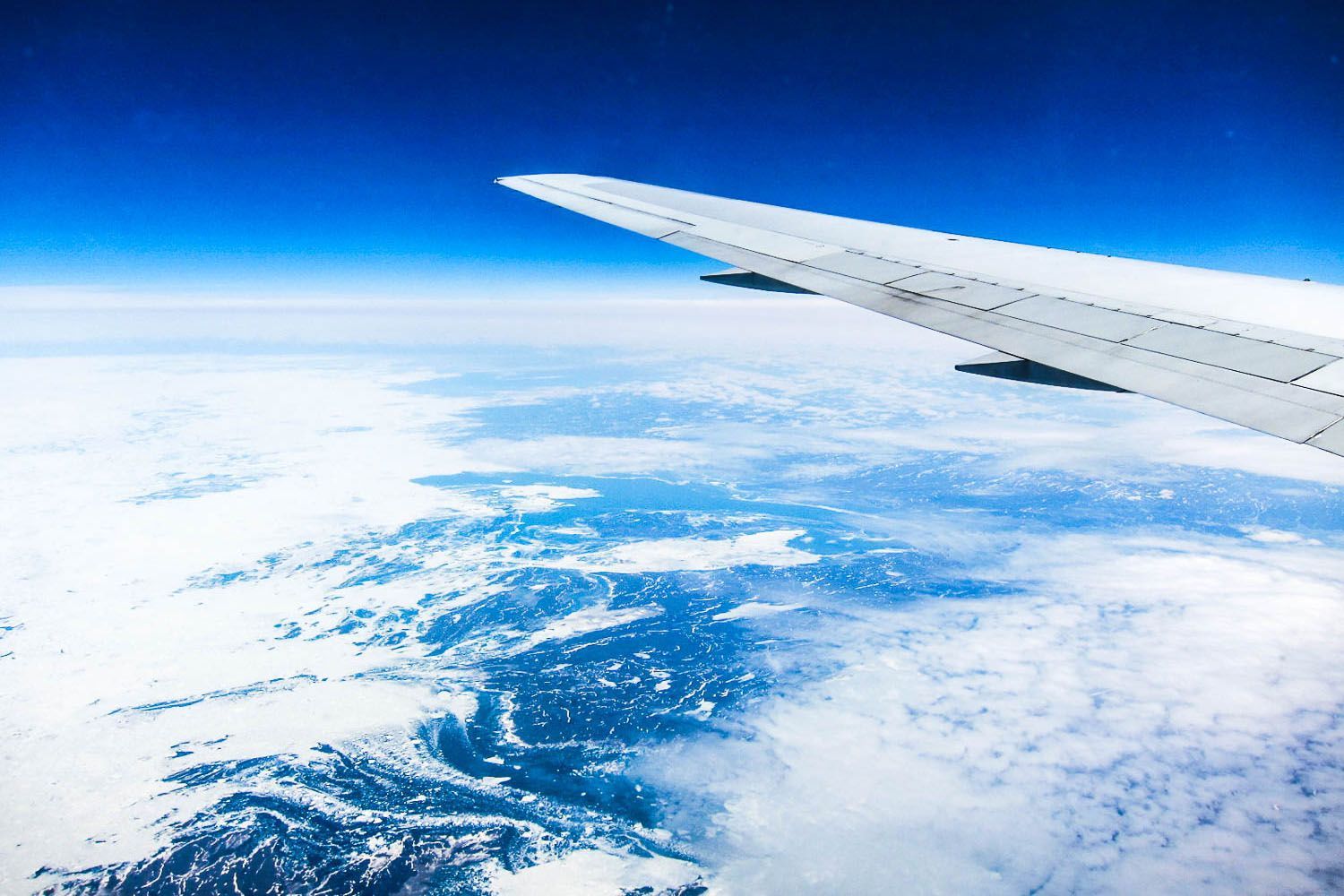 Miten käy kesän matkavarausten? Saako reissuista rahat takaisin?