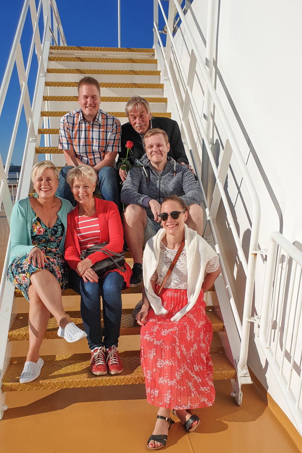 Rennot laivasynttärit päihittivät pönötysjuhlan