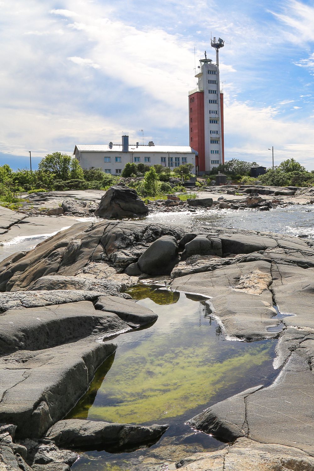 Yö Kylmäpihlajan majakassa