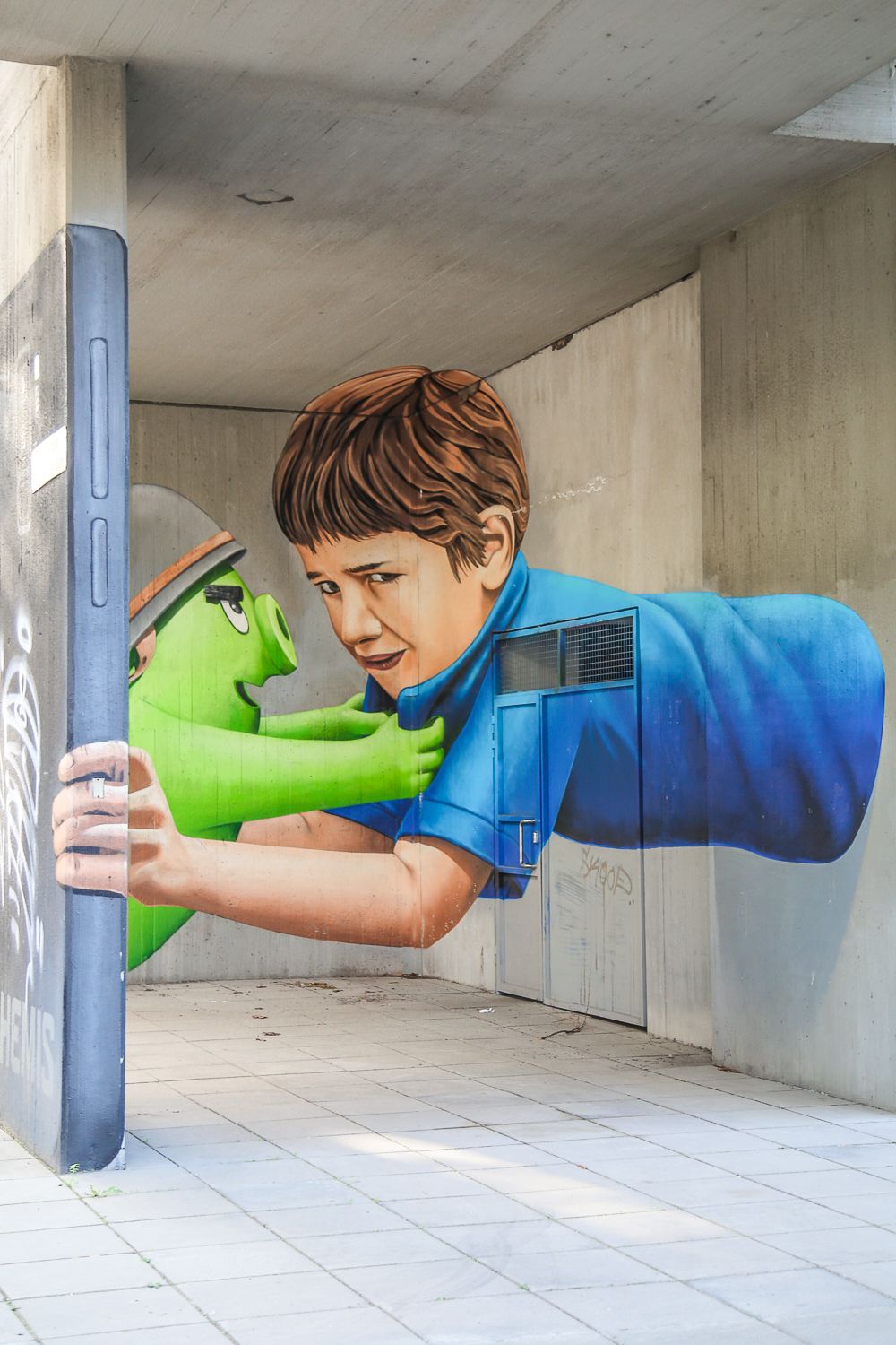 Bongaa Pasilan katutaide ja Helsingin värikkäin kahvila