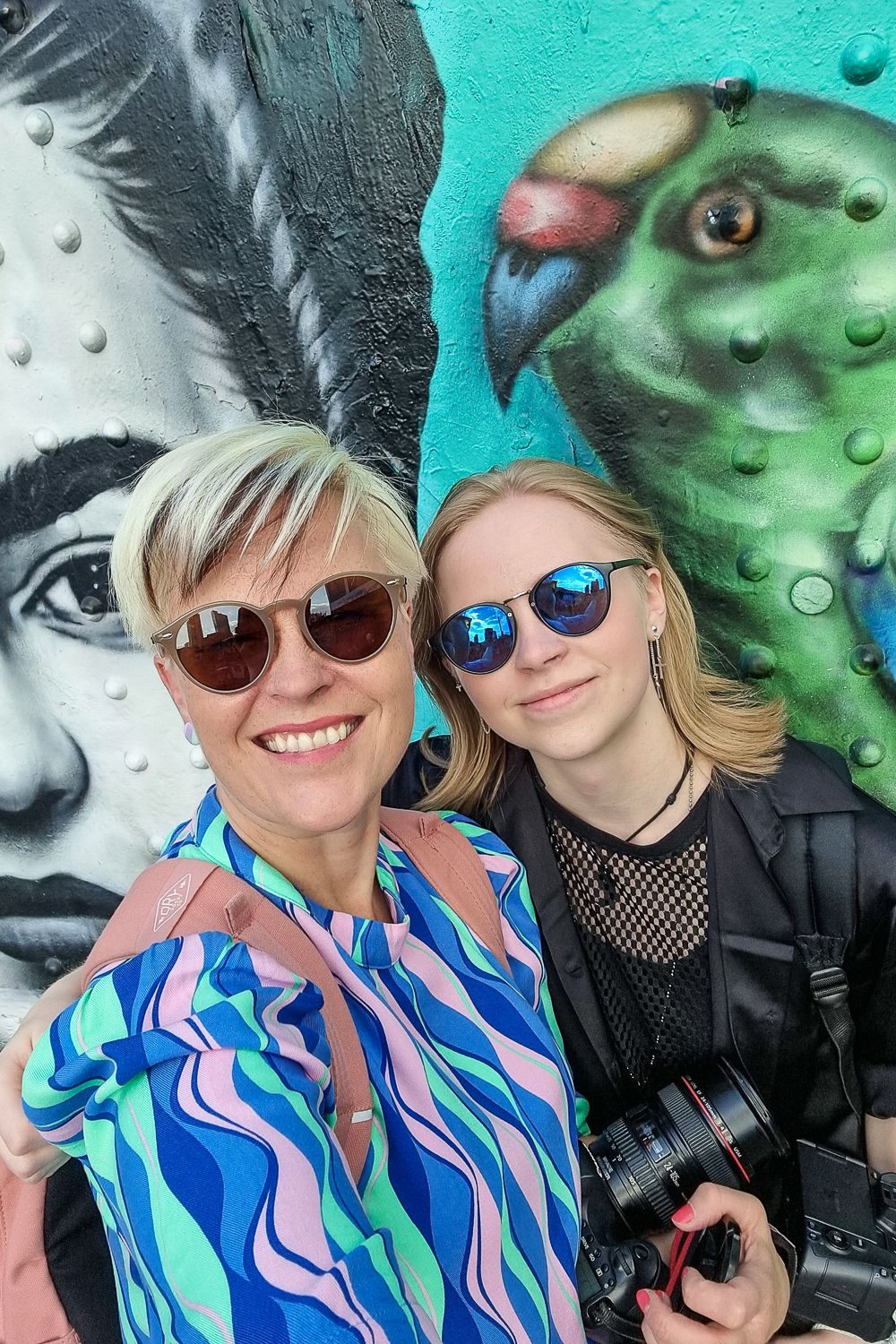 Lontoon oudoin kokemus: väkivaltainen tappelu Brick Lanen leipomossa