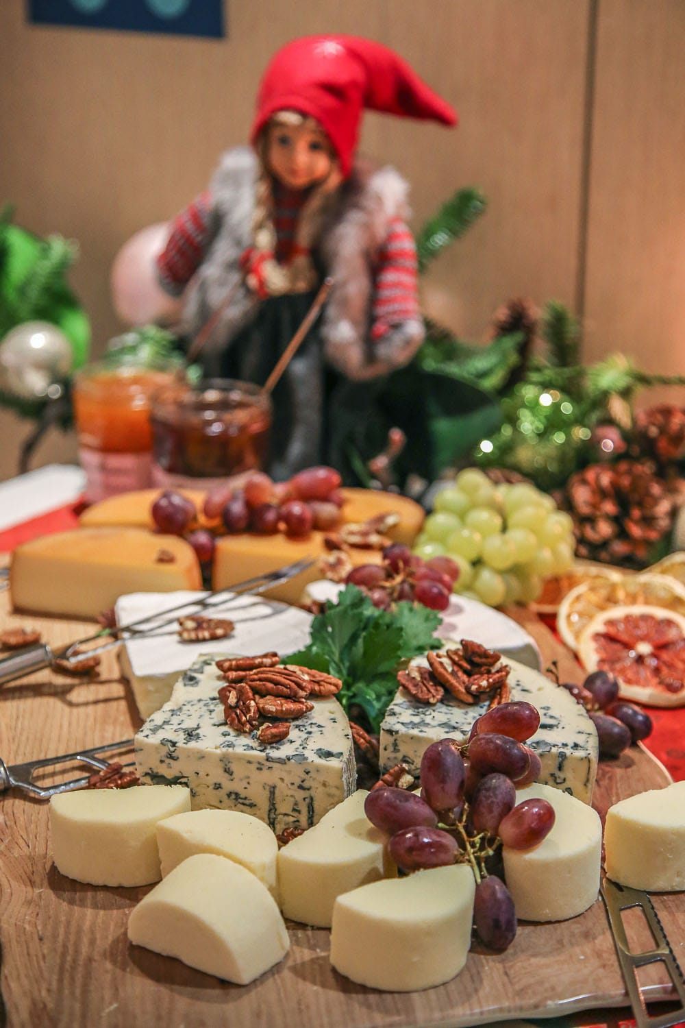 Jouluristeilylle? Testissä kolmen  laivan juhlabuffetit 2023