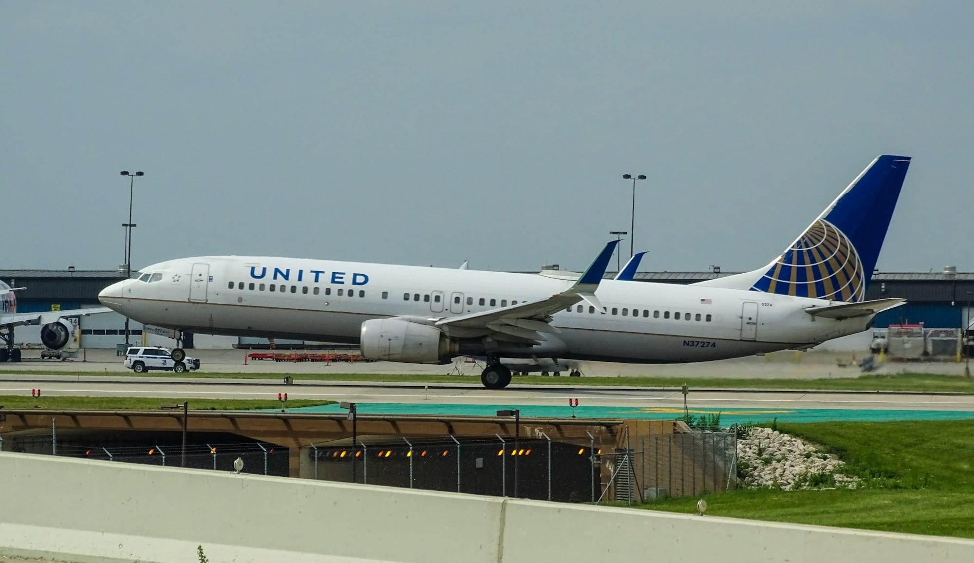 United Airlines Partners with Tesla for Electric Airport Shuttles