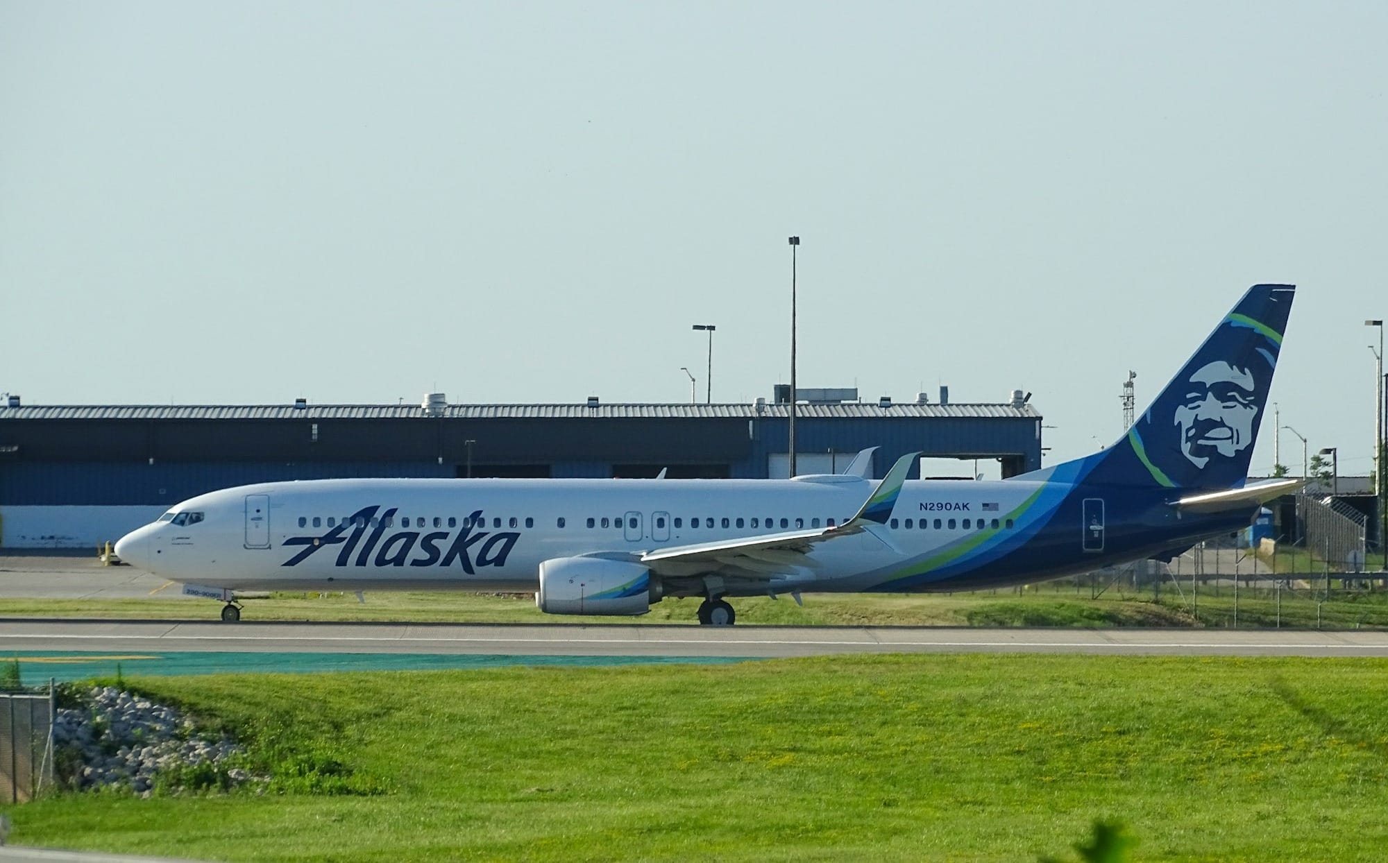 Alaska Airlines Expects $150 Million Hit from 737 Max 9 Troubles