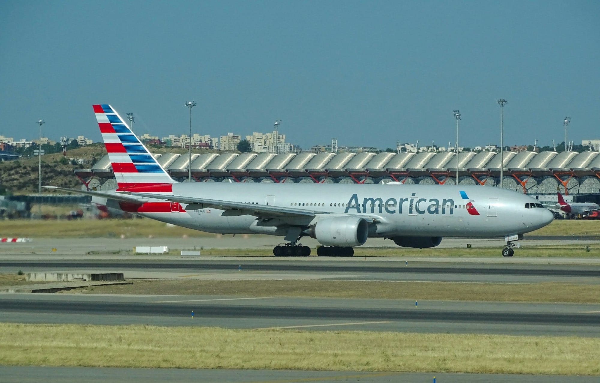 American Airlines Posts $822 Million Profit for 2023