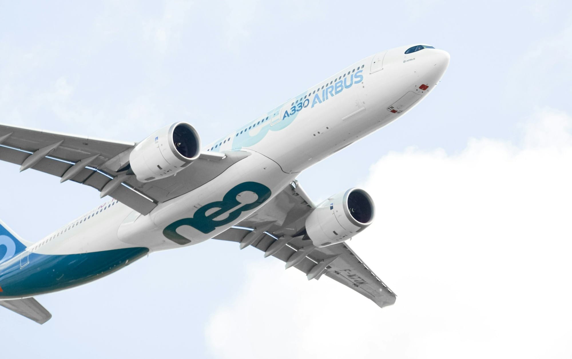 Airbus Q3 2025 Earnings Soar 38% as European Planemaker Delivers Strong Results Despite Supply Chain Headwinds