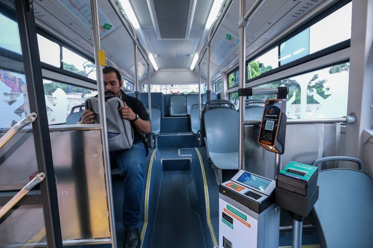Transporte público tendrá ajustes el domingo por carrera y peregrinación