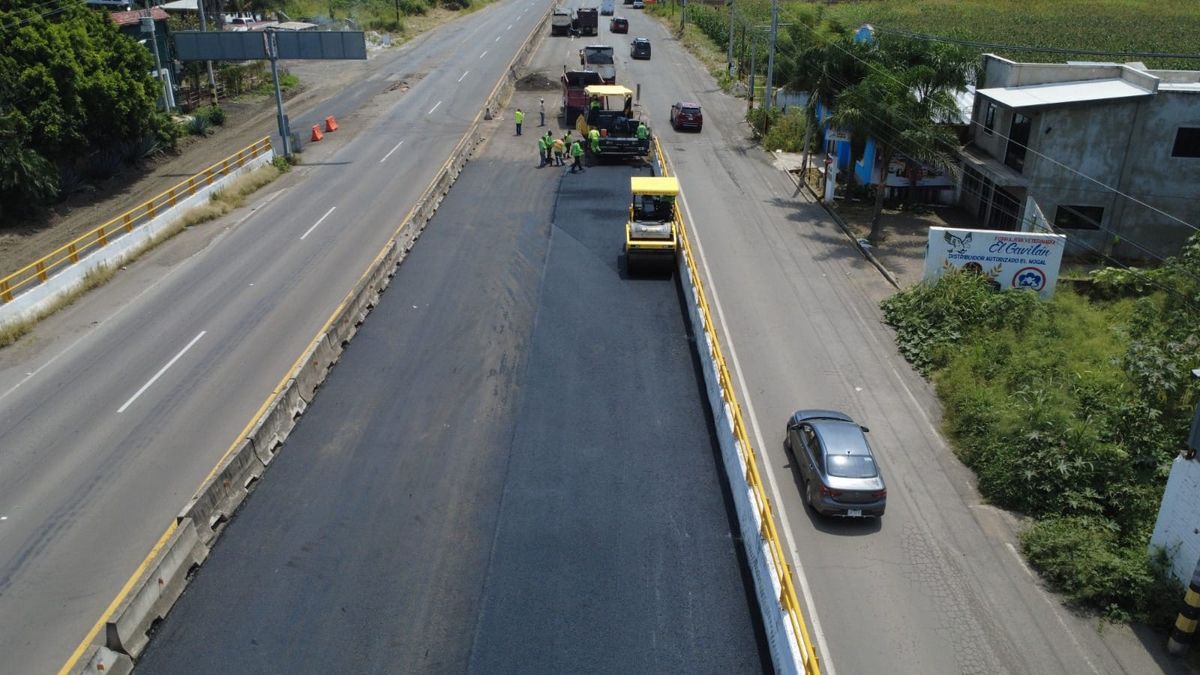 Cambia circulación en Puente Ameca por trabajos de reconstrucción