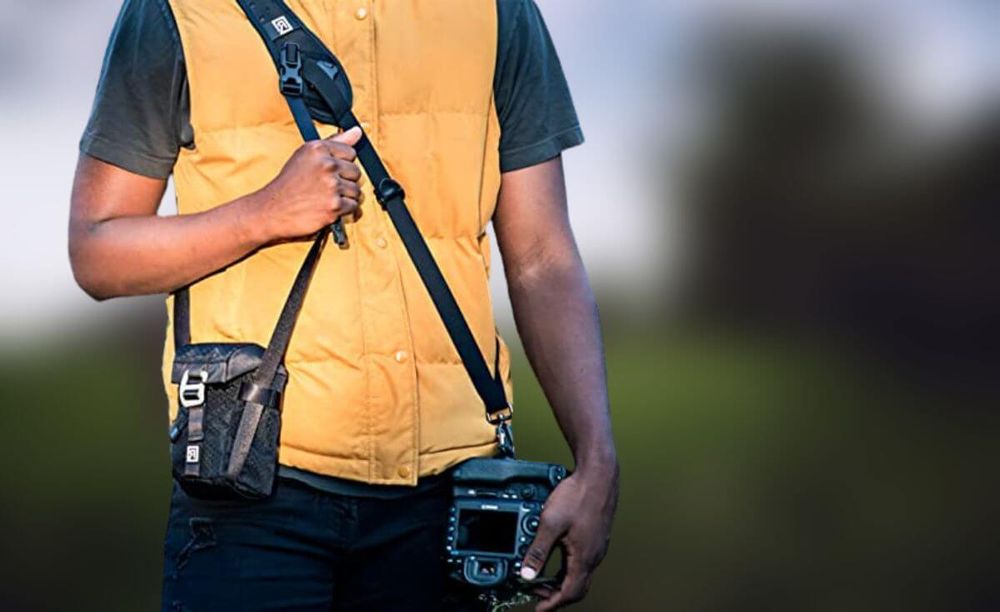 3-Point Slinger for Camera, A quick guide to finding the right camera strap | FAV Reviews