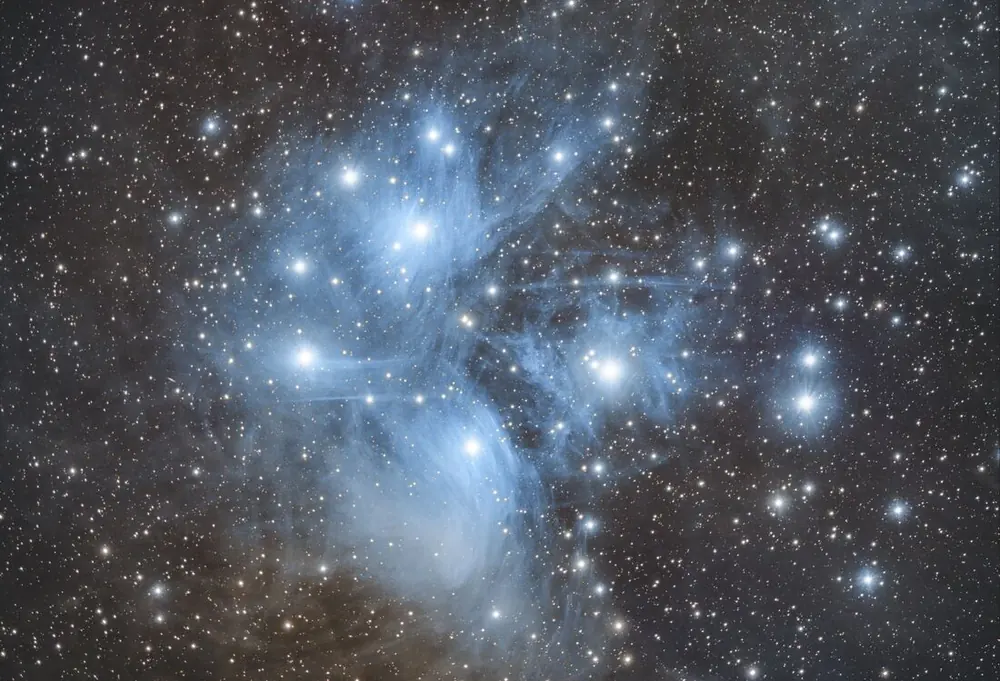 Pinpoint stars of the Pleiades showing sharp telescope focus