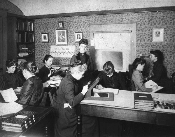 6 Women Who Changed Astronomy Forever (2026)