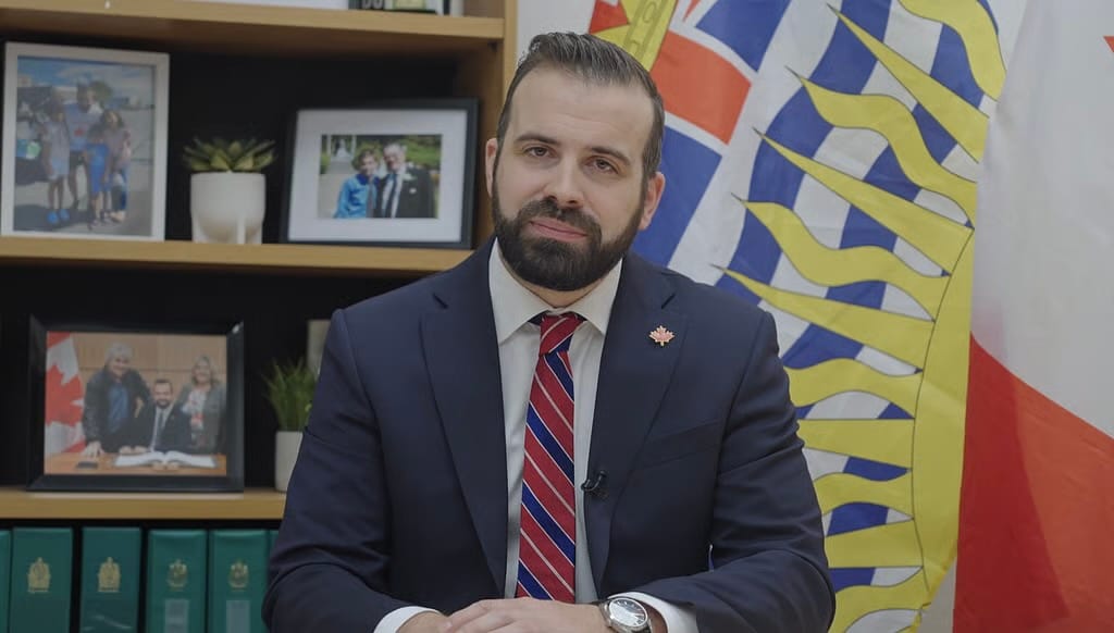 WATCH: Aaron Gunn says BC Conservative leadership race about who members can 'trust'