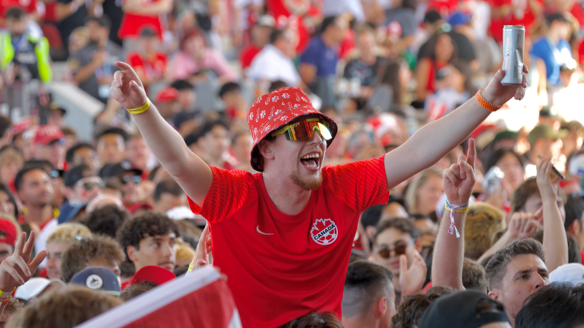 WATCH: Vancouver goes football crazy as Canada plays first World Cup match at BC Place