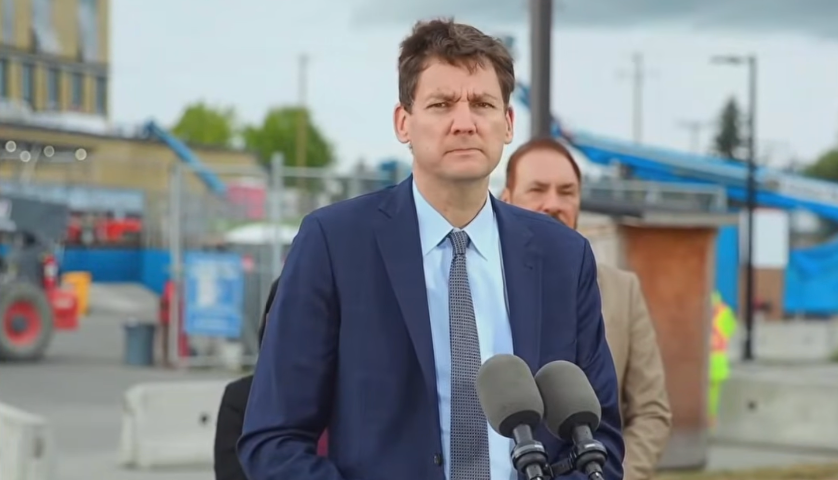 WATCH: Eby rejects accusations of Cabinet fracture after minister attacks LNG approval
