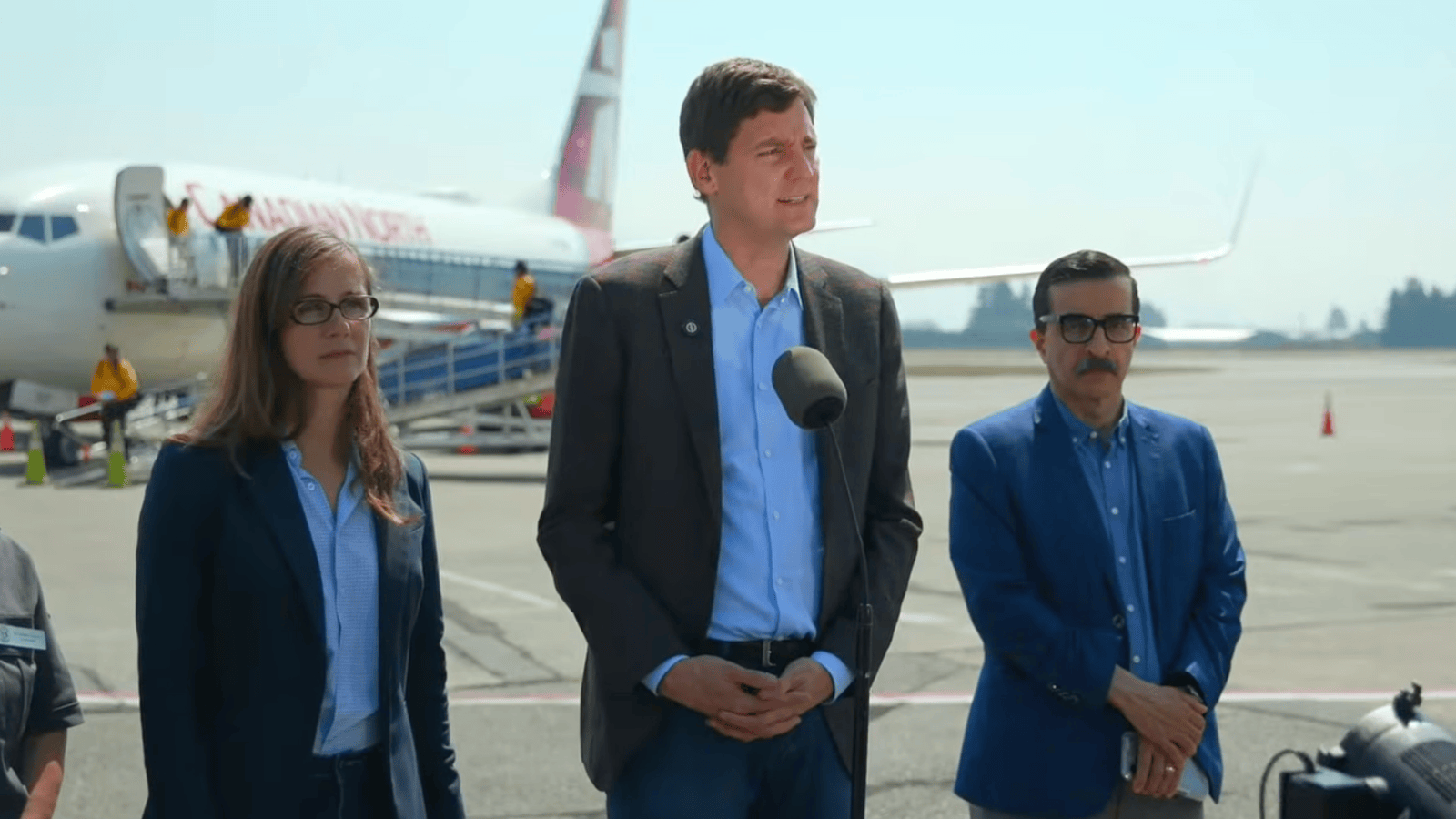 Two hundred Mexican firefighters arrive in BC as wildfire conditions worsen