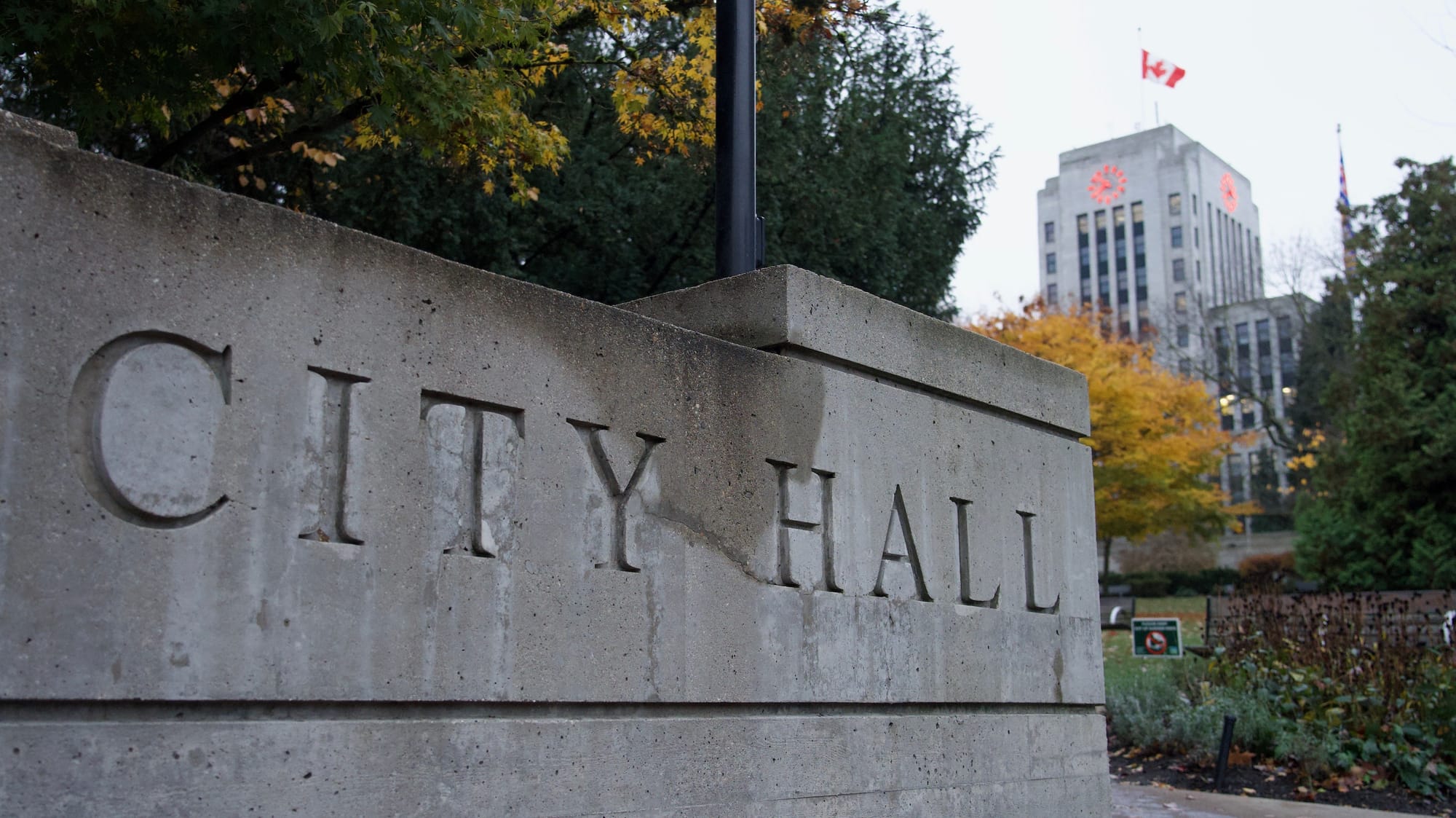 Vancouverites elect almost entirely new slate of city councillors
