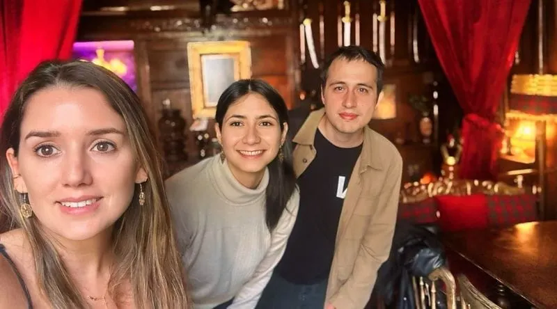 Quién Enseña a Quién: El Arte de Aprender en Equipo