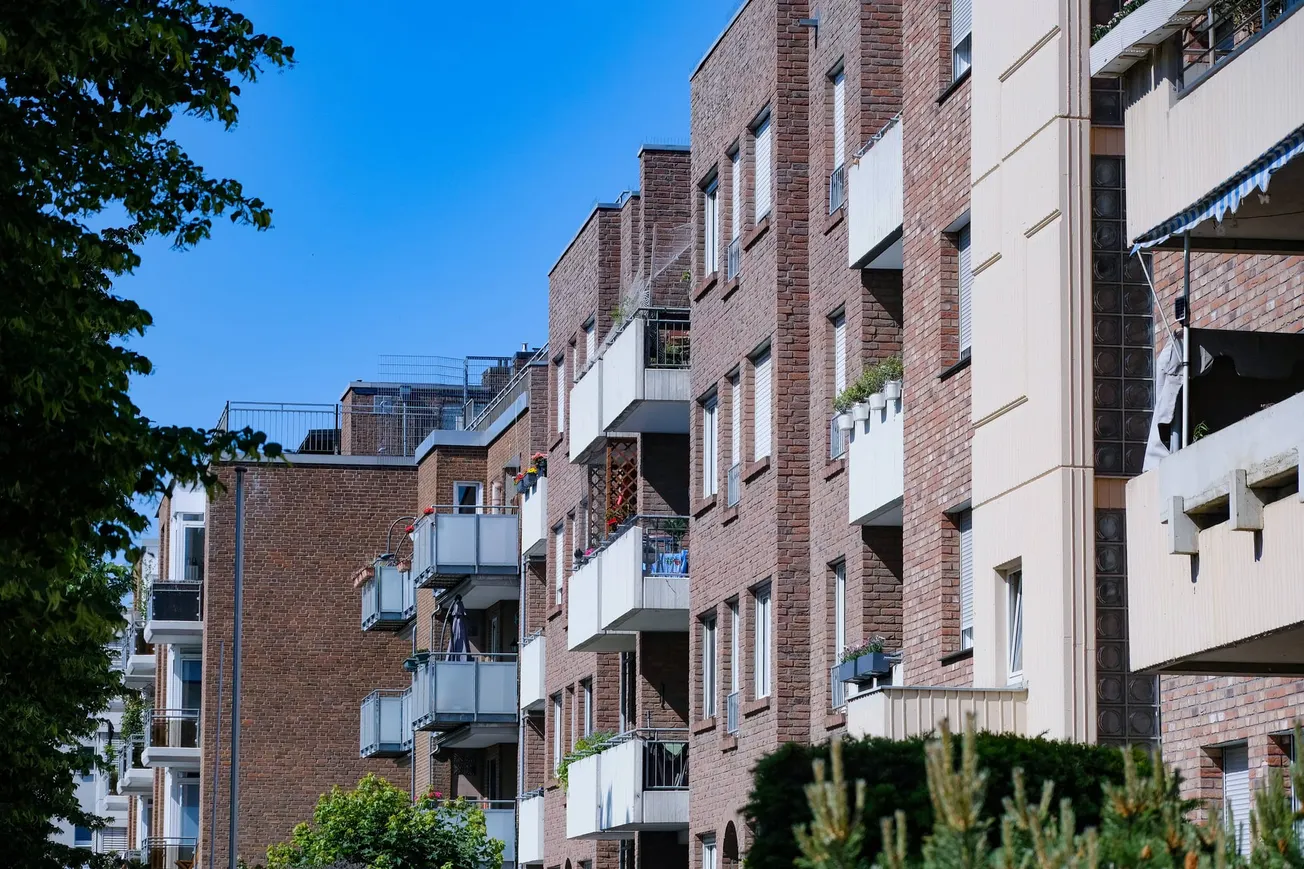 Koalition will Wohnungskrise durch schnellen Neubau lösen