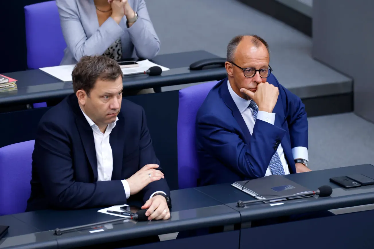 Haushalt: Sparen bei Sozialem, Schulden für Aufrüstung