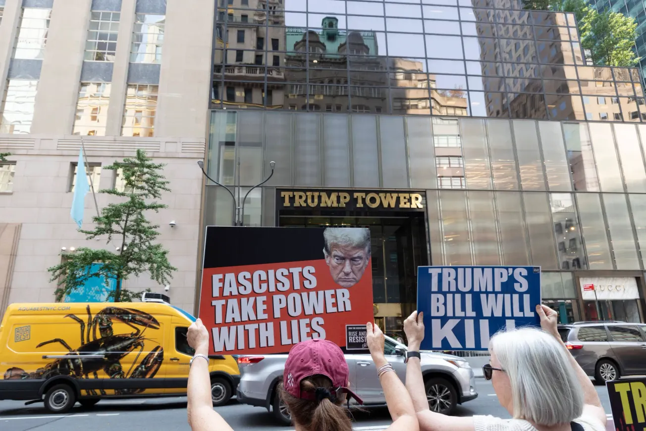 Globaler Rechtsruck: Die faschistoide Seite des Neoliberalismus