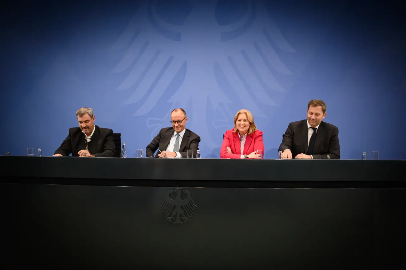 Umfrage: Politik der Bundesregierung unbeliebt