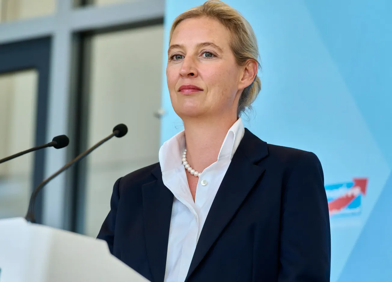 Wie die Rechten Reiche noch reicher machen