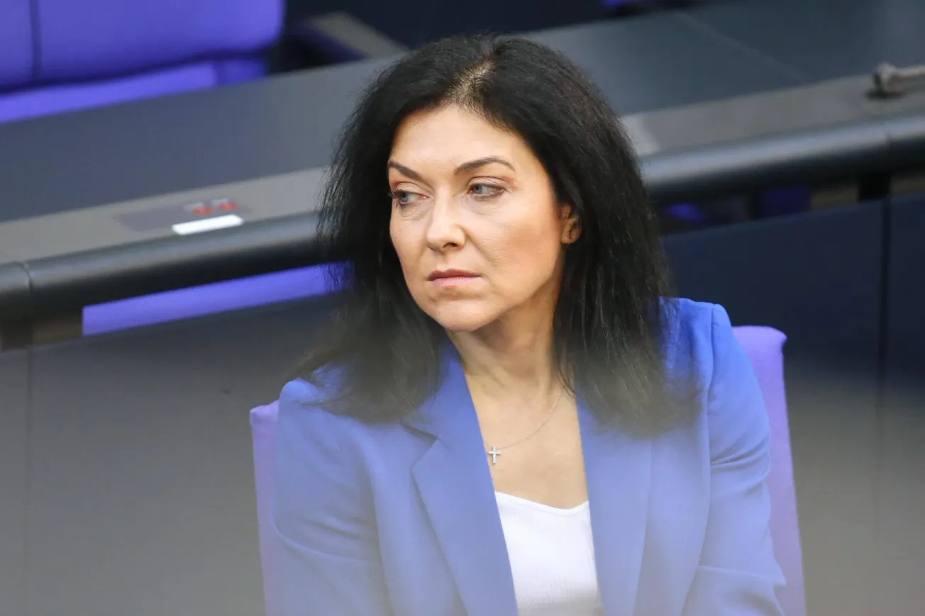 Reiche instrumentalisiert den Energiewende-Bericht für ihren Kurswechsel