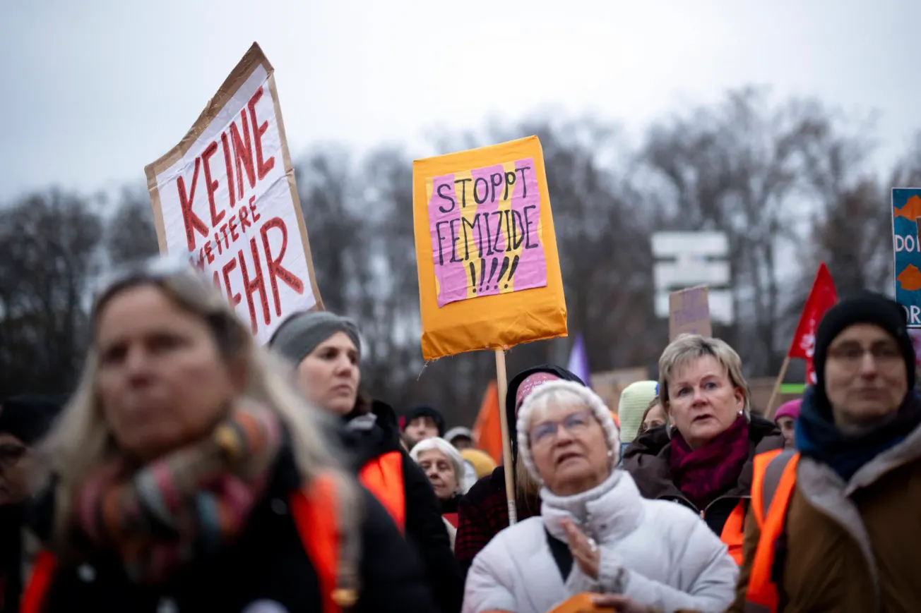 Gewalt gegen Frauen: Der Sozialabbau verschärft das Problem