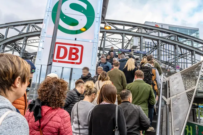 Mit dem Deutschlandticket sparen wir nicht nur CO2, sondern auch Geld